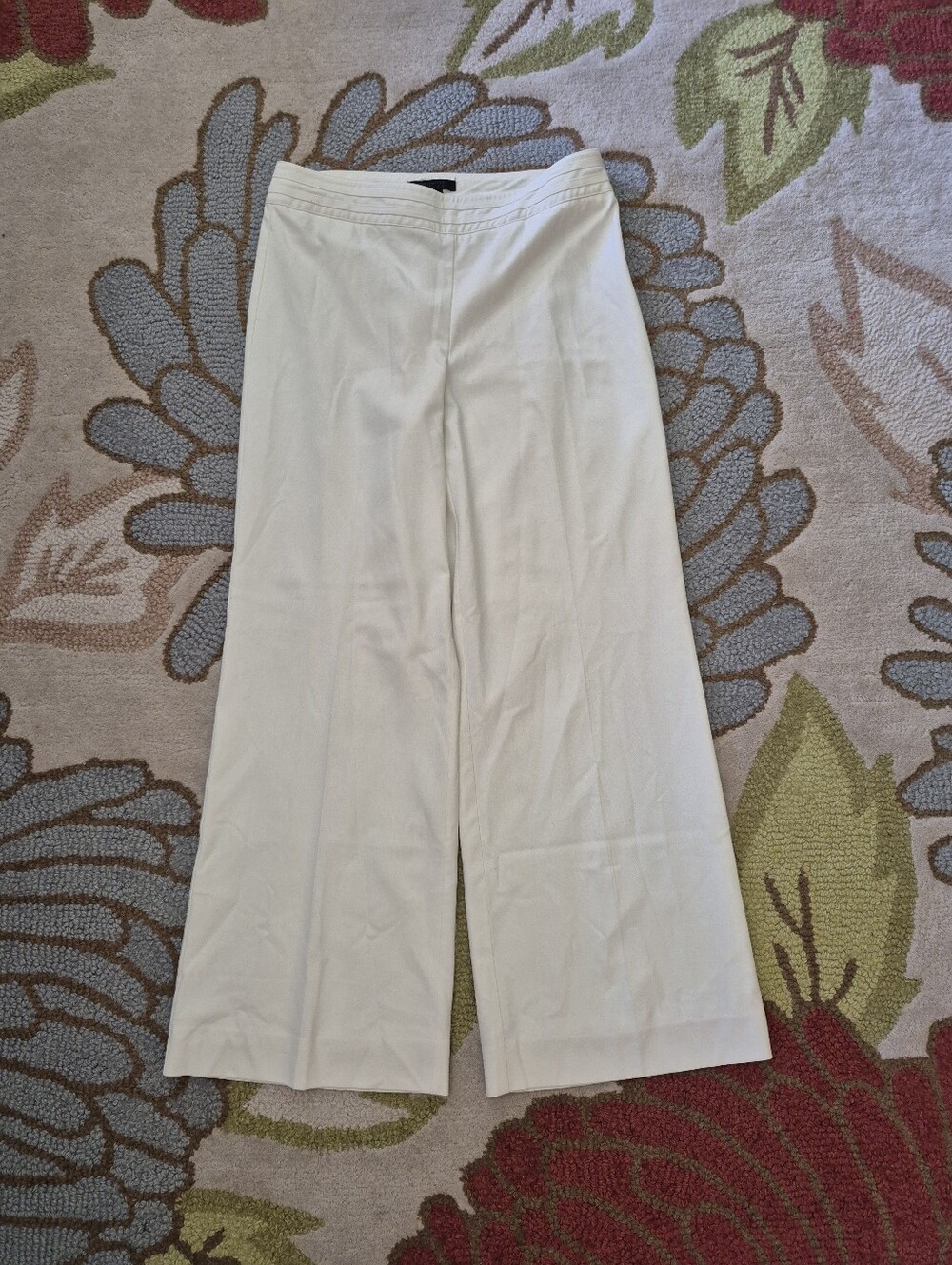 The Limited Stretch Cream Wide-Leg Pants Size 10, Legs Are Completely Lined